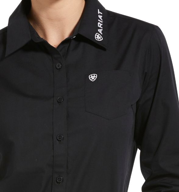 Ariat® Women's Black Long Sleeve Logo Button-Down Western Shirt