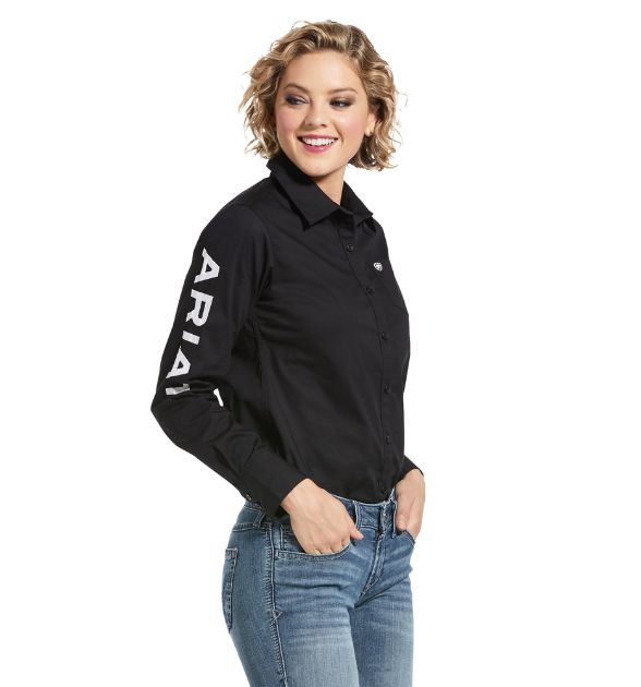 Ariat® Women's Black Long Sleeve Logo Button-Down Western Shirt