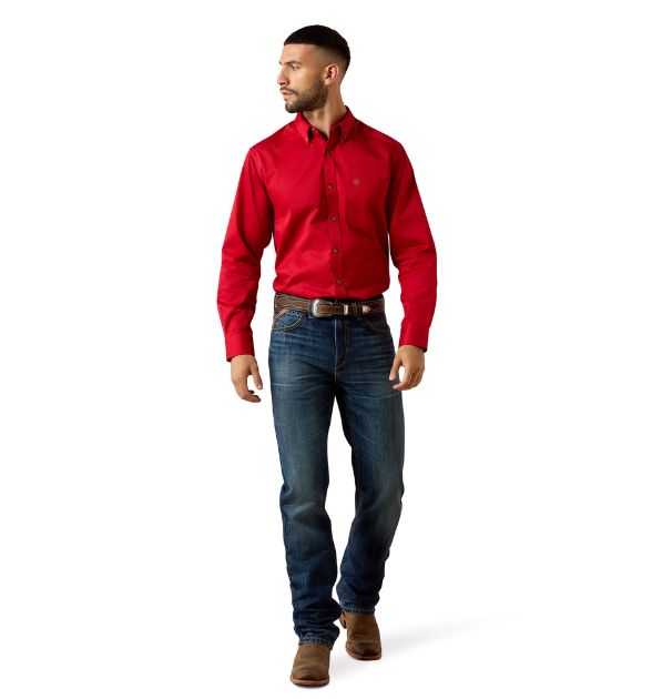 Ariat Men's Solid Twill Classic Long Sleeve Western Shirt - Scarlet Sage Red